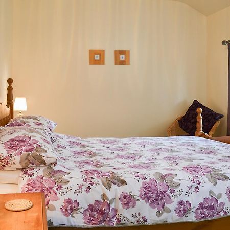 Llofft Yr Yd - 16984 Villa Brynsiencyn Kültér fotó