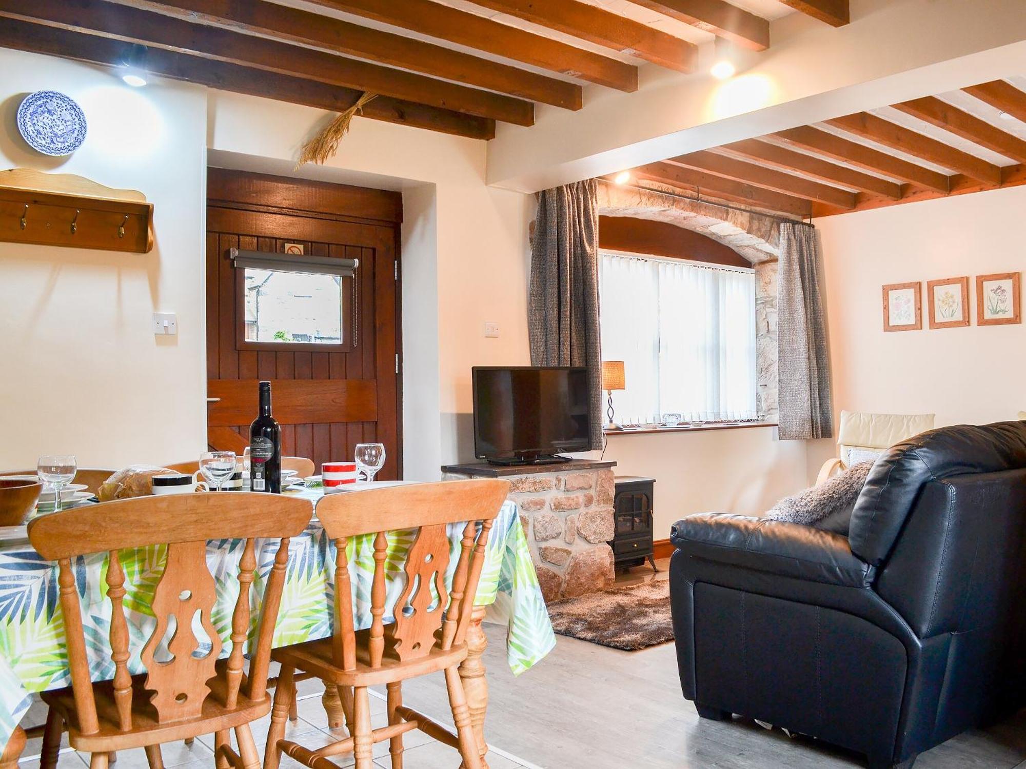 Llofft Yr Yd - 16984 Villa Brynsiencyn Kültér fotó