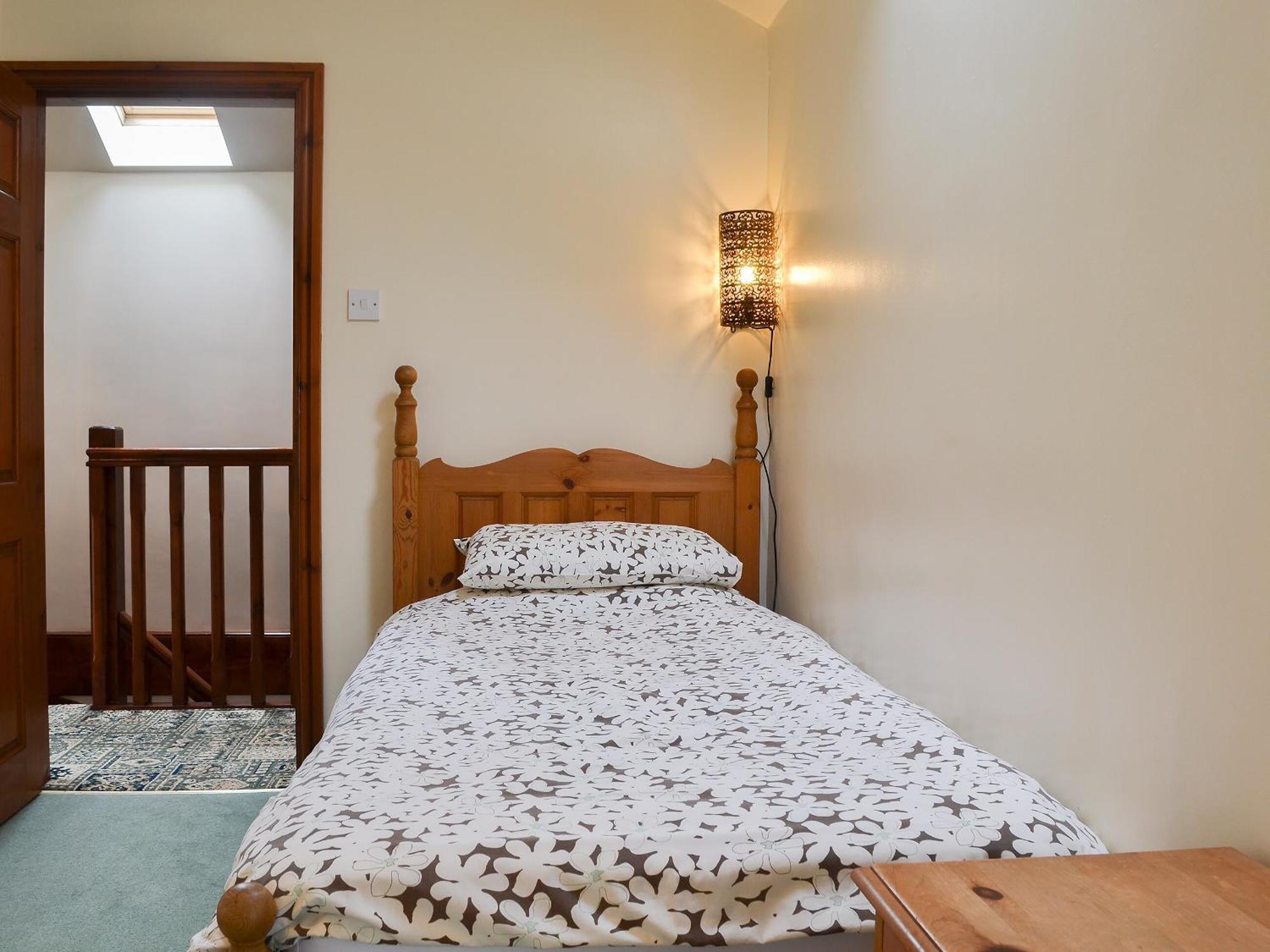 Llofft Yr Yd - 16984 Villa Brynsiencyn Kültér fotó
